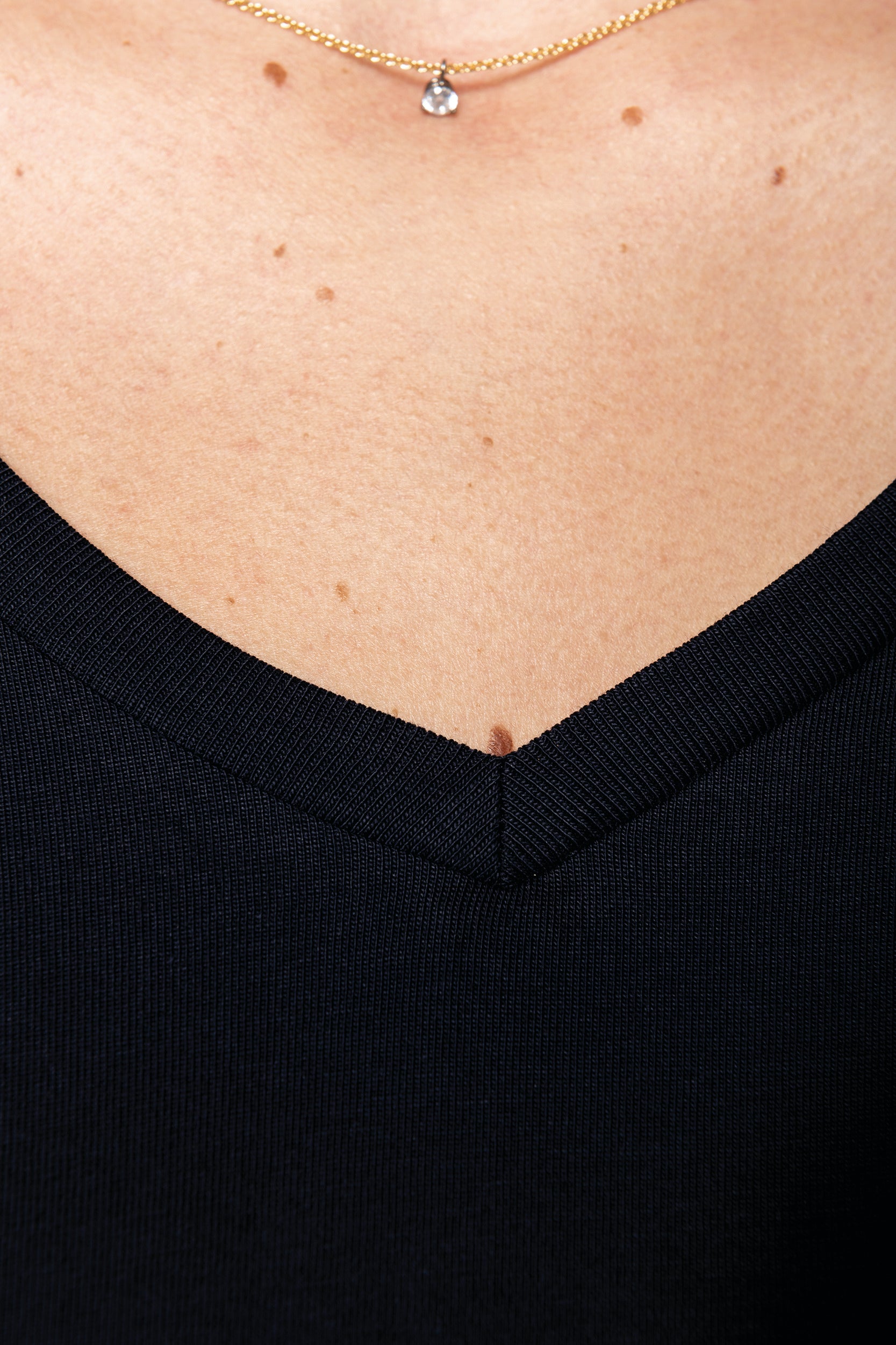 T-shirt Supima® col V manches longues femme