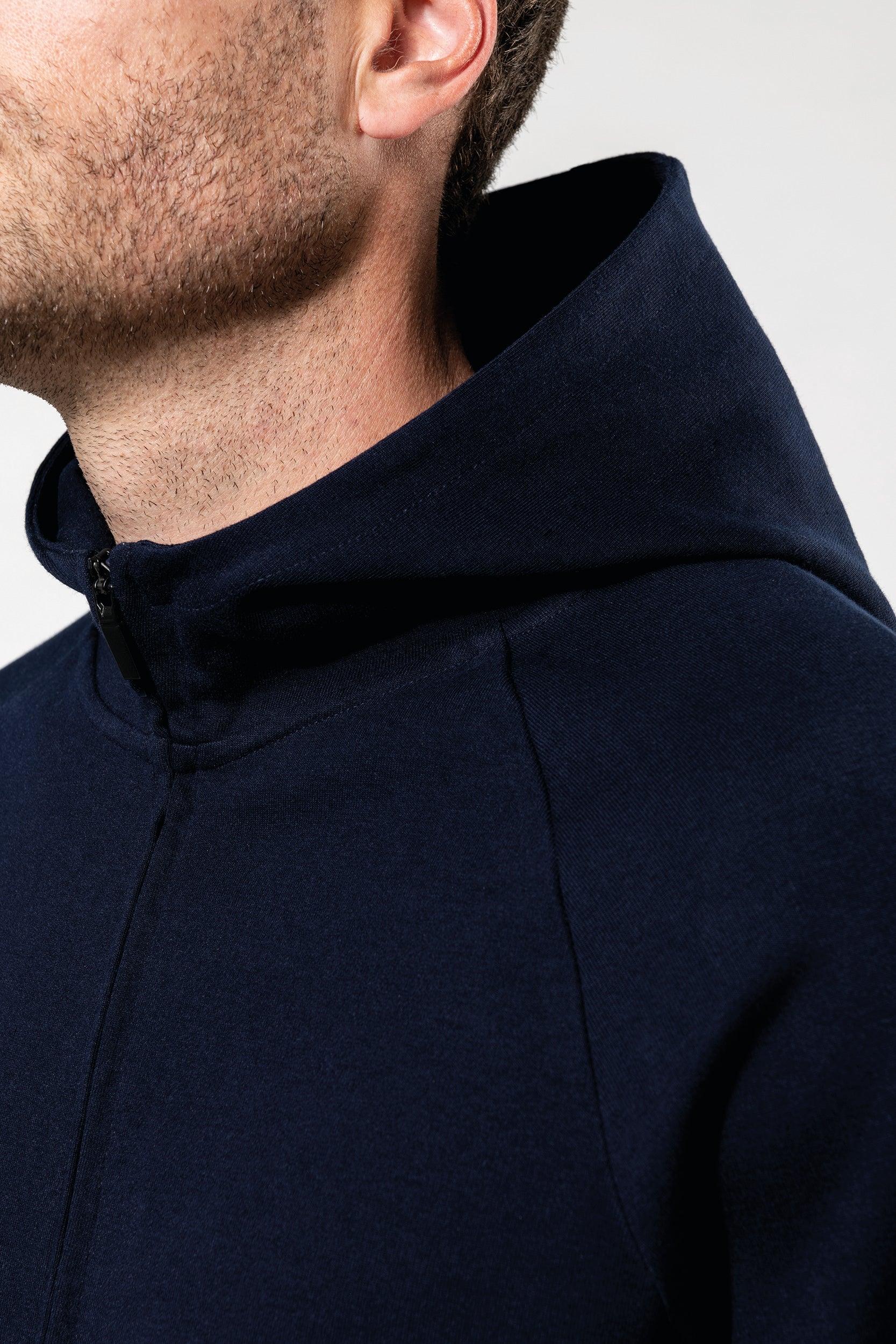 Veste zippée à capuche homme