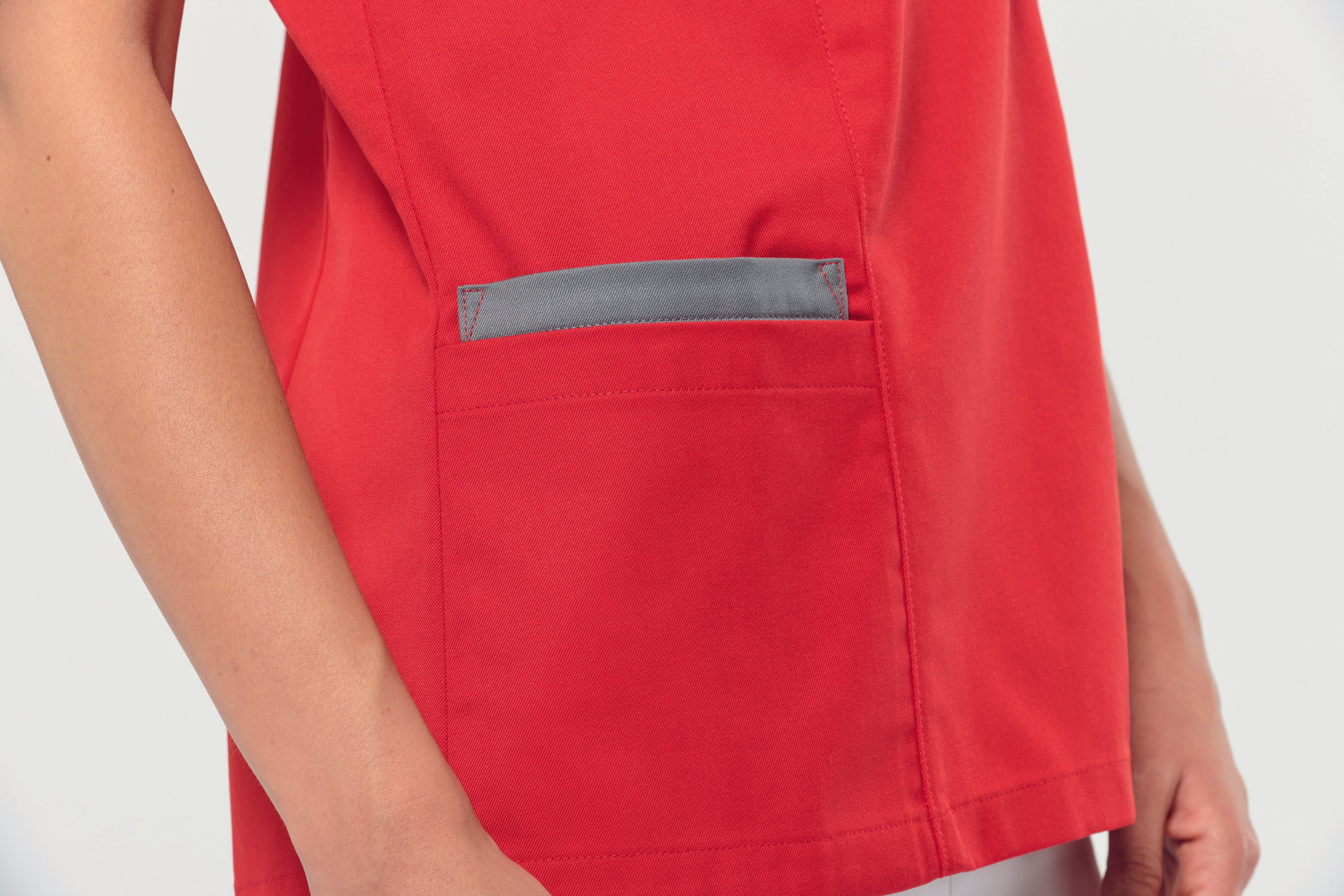 Women's polycotton blouse with press studs