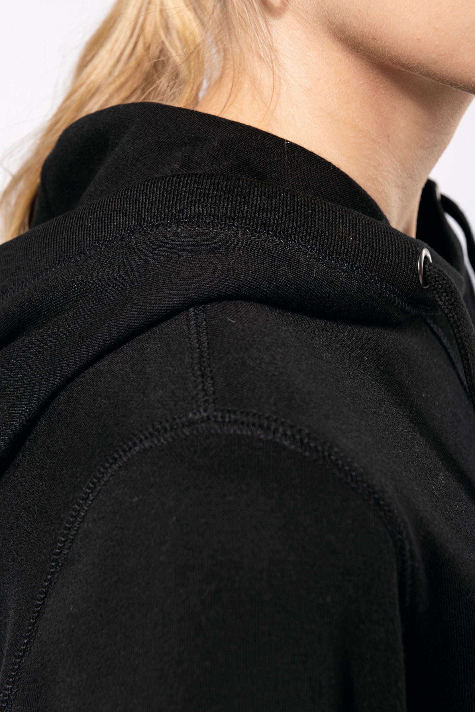 Uniseks ecologisch verantwoord sweatshirt van french terry badstof met capuchon