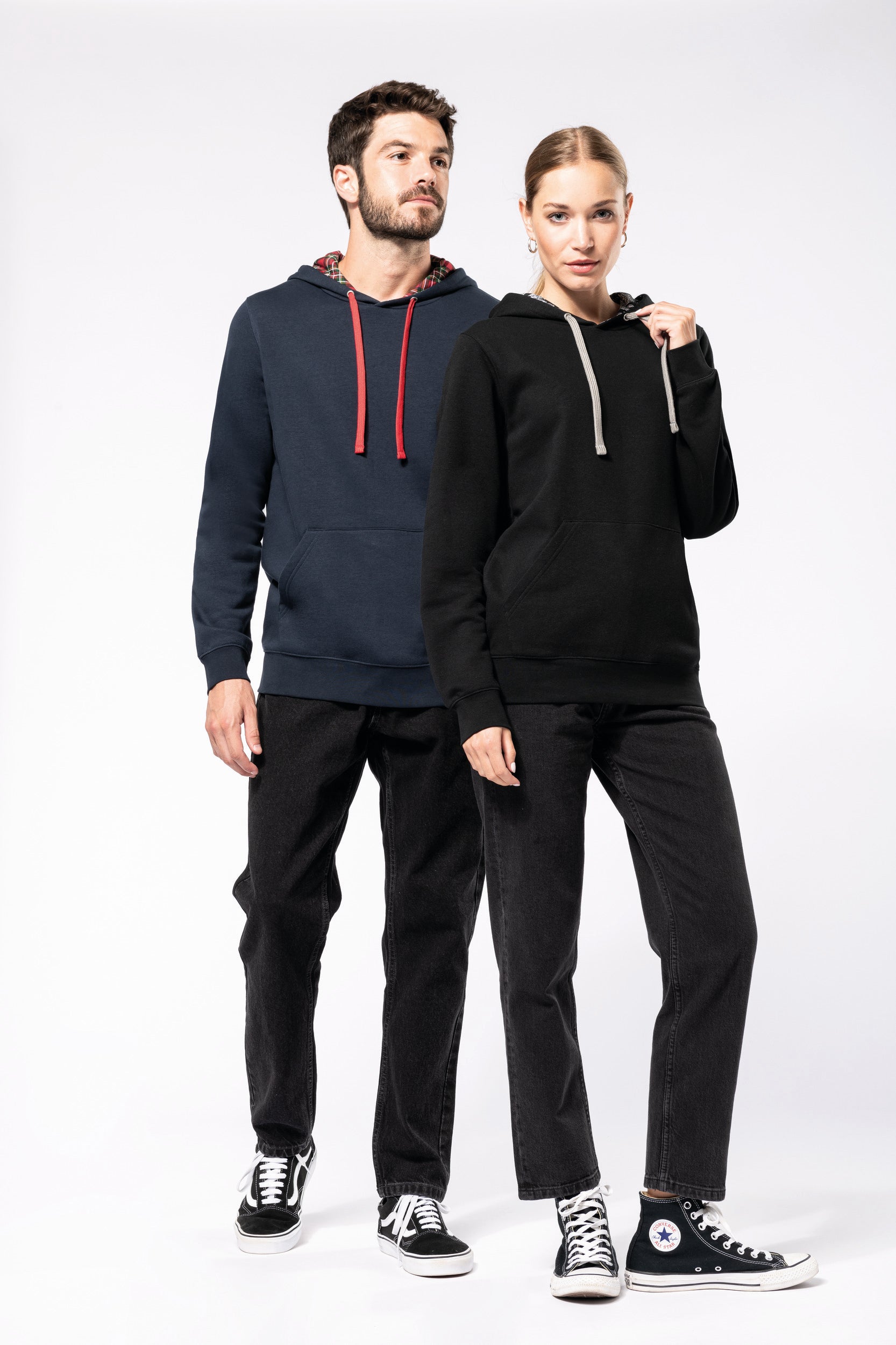 Uniseks sweatshirt met capuchon en contrasterend patroon