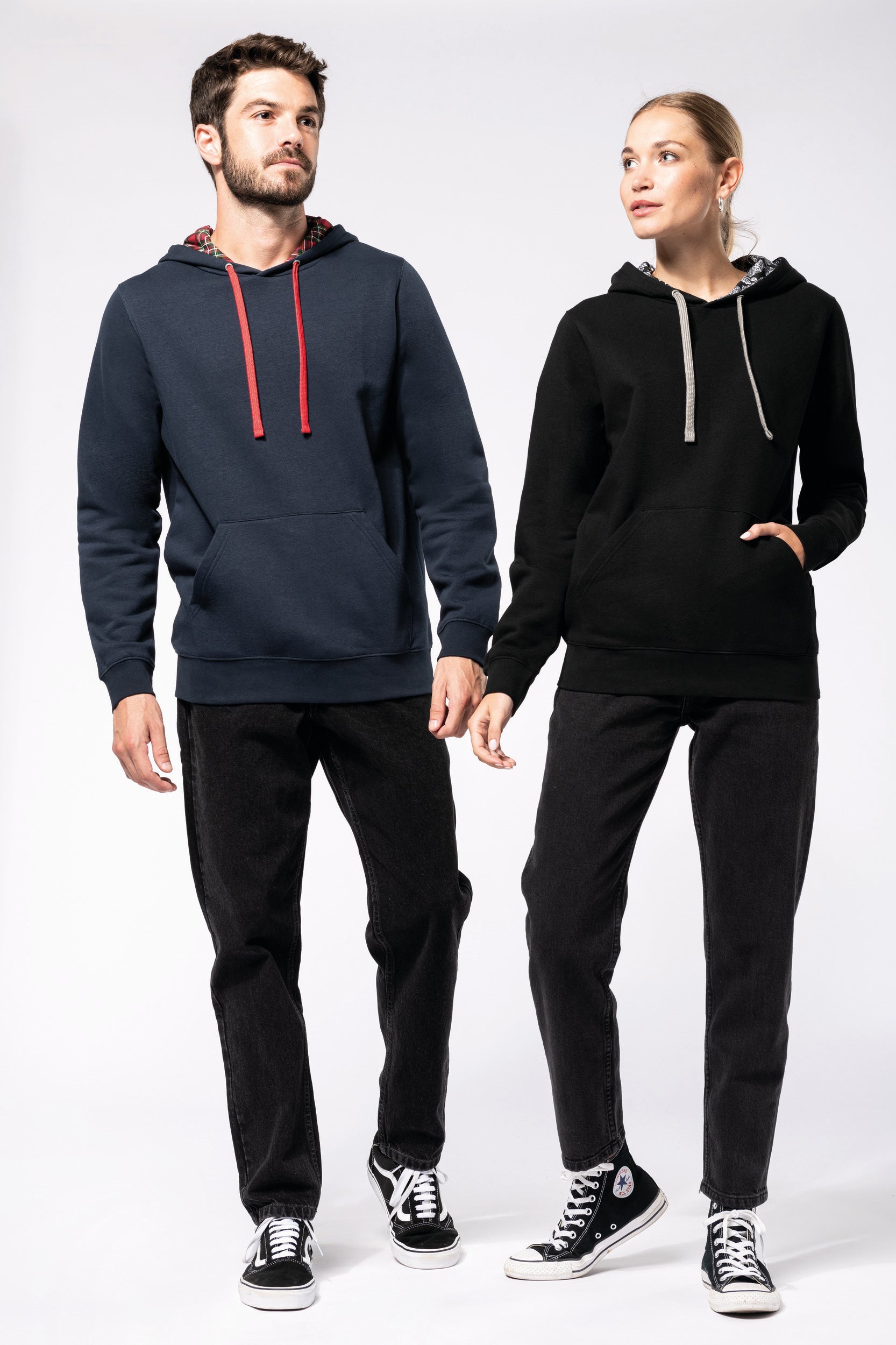 Uniseks sweatshirt met capuchon en contrasterend patroon