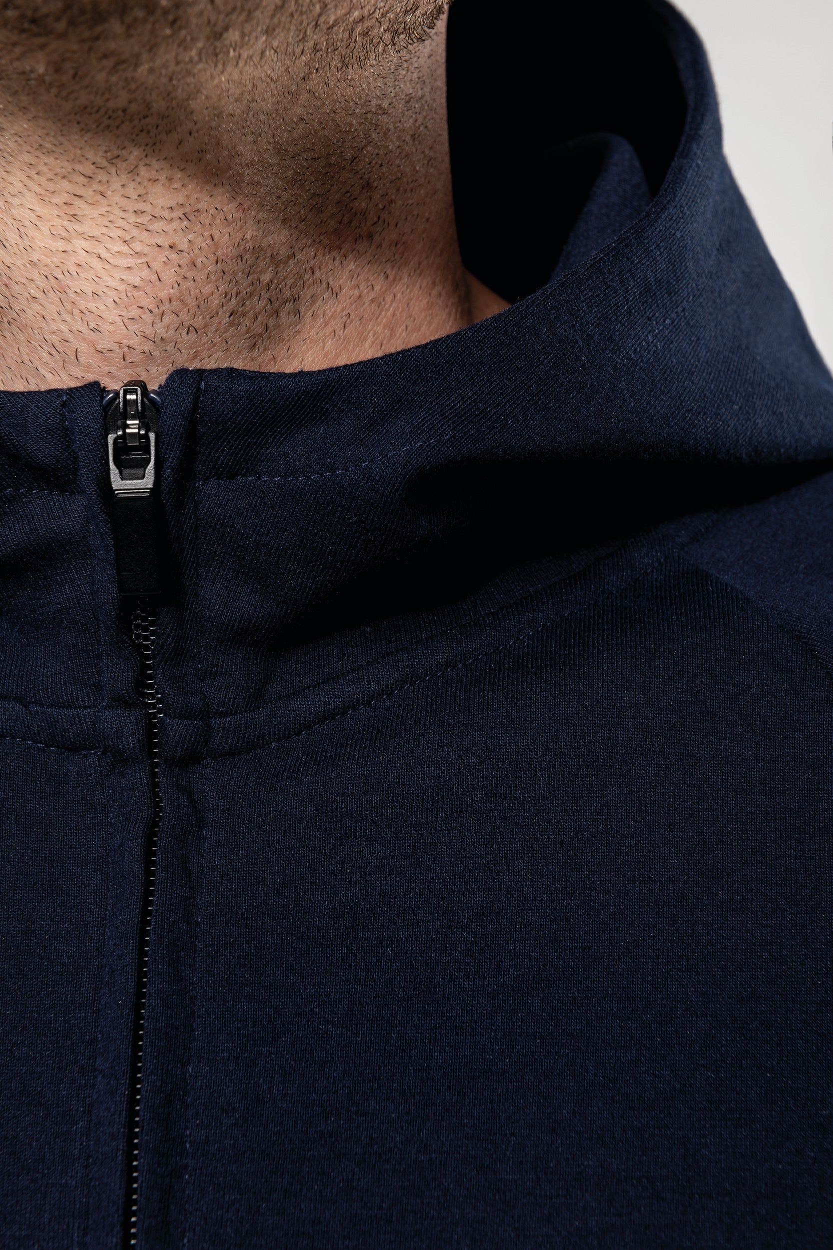 Veste zippée à capuche homme